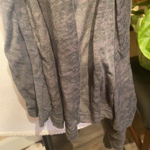 3/$20 Tart draped collar open cardigan preowned - Picture 4 of 9